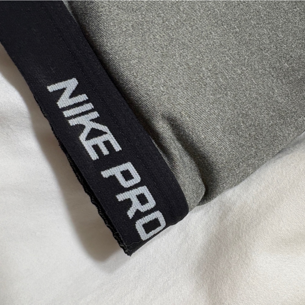 Nike Dri-Fit Women's Gray and Black Workout Bra